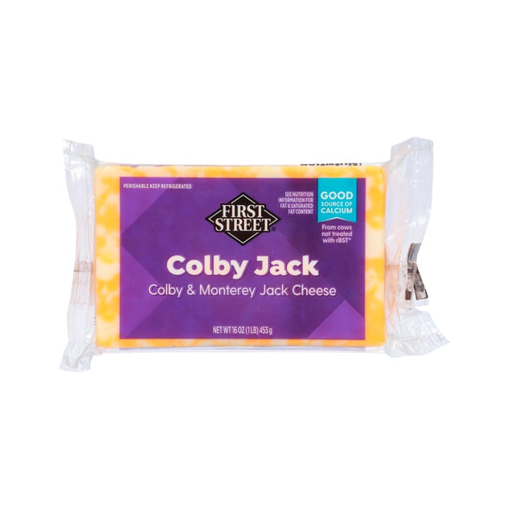 Queso colby jack en barra First Street